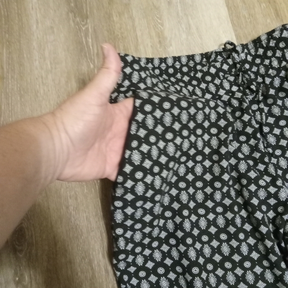 Maurices Women Pants Large  Straight High Rise Elastic Waist Drawstring - Picture 2 of 8